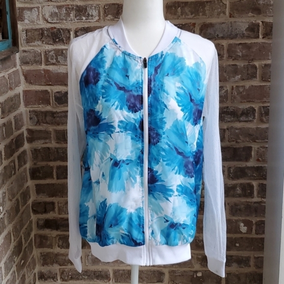 Fabletics Tropical Print Mesh Windbreaker Jacket - Picture 3 of 5